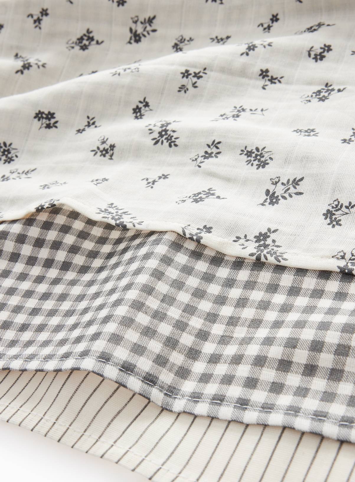 Mono Muslin Cloths 3 Pack One Size - Image 2